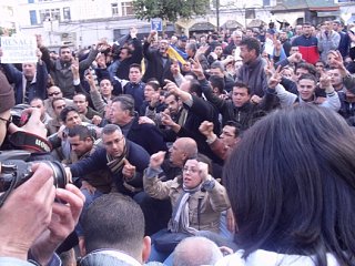 Photo TSA - Manifestants rassemblés au 1er Mai